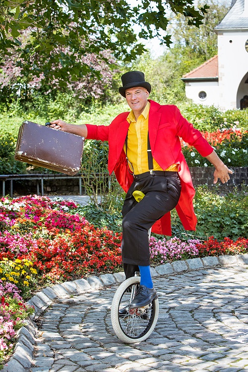 Zauberclown Larifari Einrad